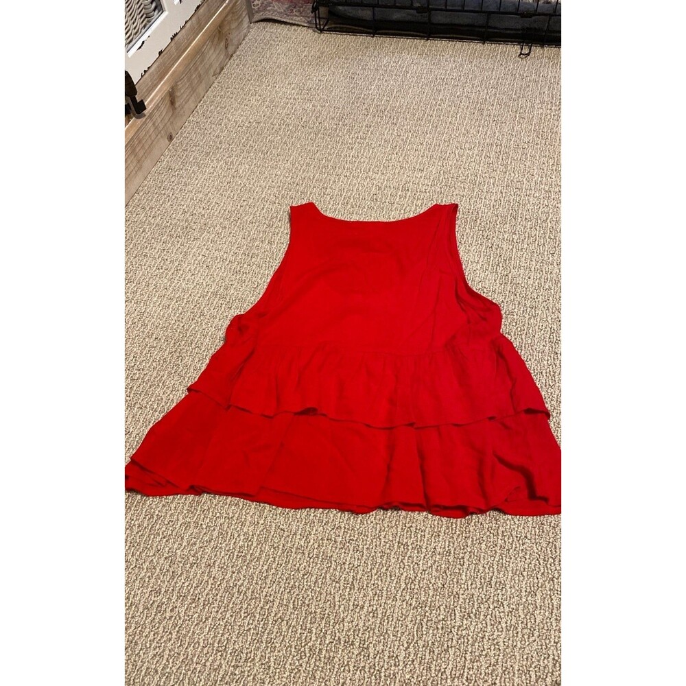 Tank Top Medium - Picture 5 of 5